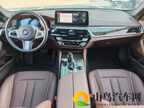 按摩av：科技升级，驾驶新体验：车内按摩视听盛宴-2