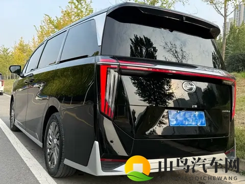 20多万拿下准新传祺M8，宜商宜家，陆地头等舱体验-1