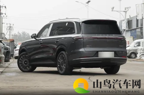 颜值、配置和性能都给你，不到18万能买，就问你还要啥？-3