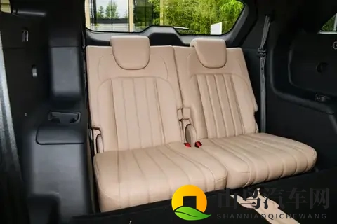 捷途X70L：安全、舒适、大空间、强动力！这款SUV真的香！-3