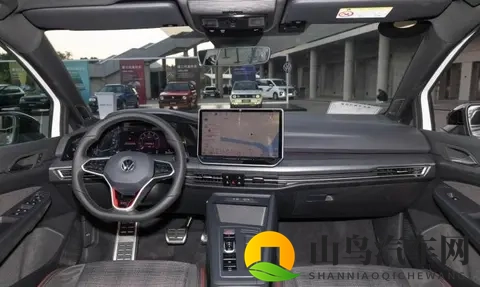 限时成交价199999元，26款大众高尔夫GTI来了，选它的理由是什么-2