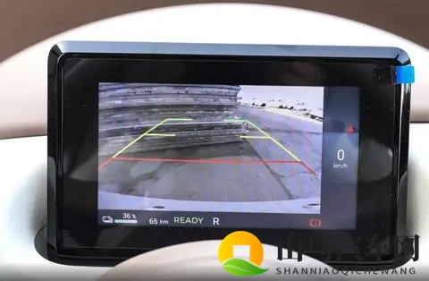 选哪款都值得？五菱宏光MINIEV导购指南，448万起解决通勤烦恼-3