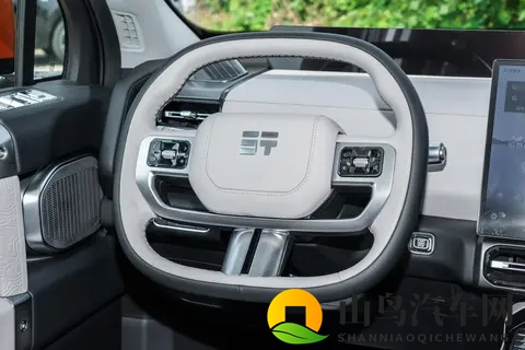 纵横G700全球上市,3299万起售,20T爆904匹马力,续航1400km-1