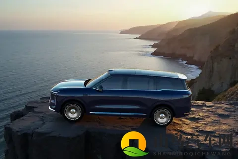 近53米旗舰,增程配66度电池,纯电续航402km,6座SUV又有新款!-3