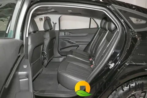 蒙迪欧20T豪华型：预算15万左右，想买合资B级车，家用如何？-1