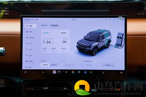 25万买台国产方盒子，标配三把锁，还配卫星电话，靠谱吗？-2