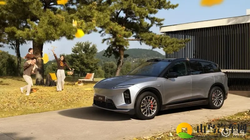 蔚来 ES6 30 万台纪念版正式上市，3498 万元-1