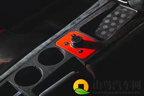 Talos XXT超跑：基于法拉利599 GTB，限量5辆，起售价95万英镑-3