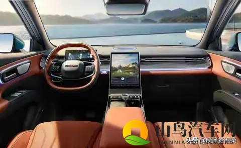 全新瑞虎8上市，8155芯片+170°躺椅，只要10万级-1