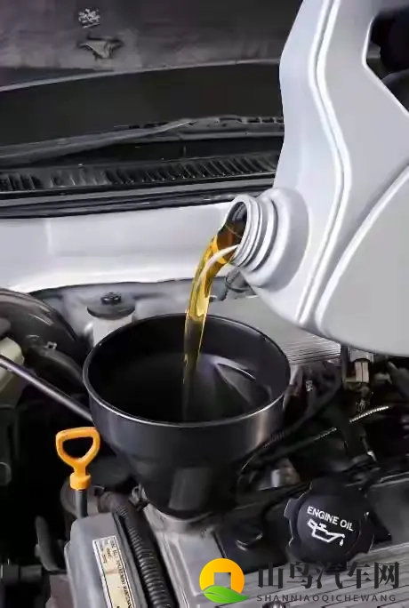 机油多久换一次？2025实测+车型适配指南，新手避坑不花冤枉钱-3