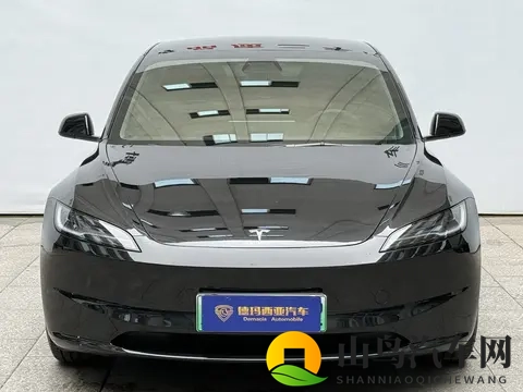 一手准新特斯拉Model3:18万不到,体验61秒加速!-1