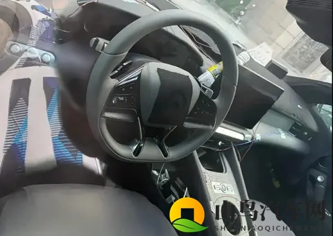 男生女生下面软件：汽车应用创新，互动出行乐趣多-2