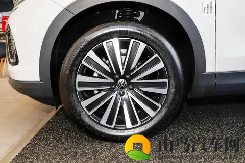 中大型SUV怎么选？2025款大众揽巡配置对比+选买指南-2