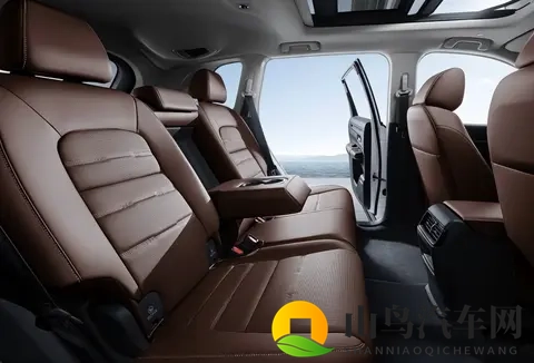 移动工作室与探险座驾：星途凌云和本田CR-V谁是创作人的出行利器-3