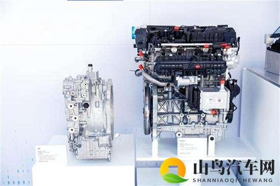 华为自研P1电机实物曝光:高速巡航不亏电-3