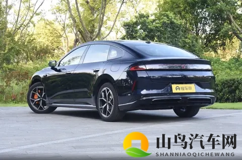 广汽昊铂GT全新Lite版凭什么能吸引年轻人？-1