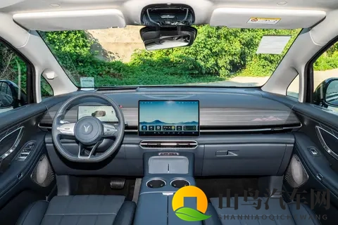 26款岚图梦想家车主真实评价,宜家宜商,实力诠释华系三旗舰-2