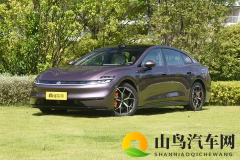 家族新成员！哈弗H6L官图发布，或为中型SUV，燃油动力-1