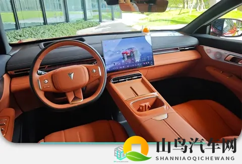 辅助驾驶架构升级_底盘表现进步明显 全新深蓝S07试驾体验-2