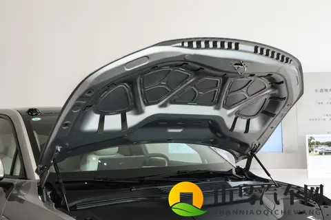 2025款乐道L60长续航版试驾感受：续航够用，补能不愁，保值无忧-3