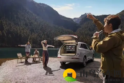 不到12万起，全时四驱，这车出行自带“房”？-1