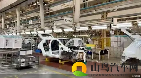 国产精品卡一卡二：卡车新篇：卡一卡二品质创新赢口碑-3