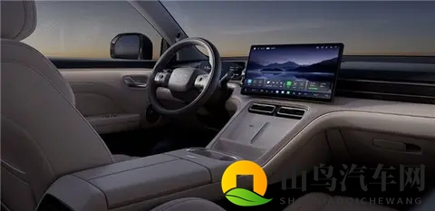 2025年11月混动SUV：一场“纯电200km+”引发的内卷，都没想到-2