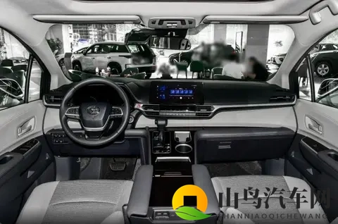 入门就是最优选，丰田赛那选购推荐，一公里4毛钱-2