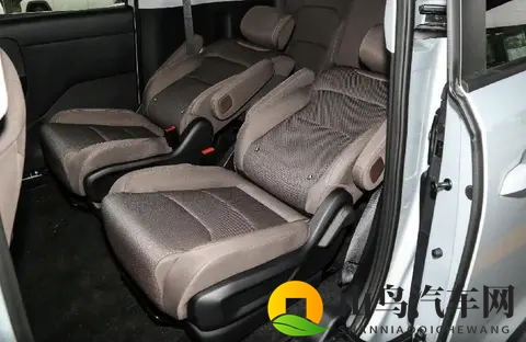 星光730预售768万起,续航达1100km,大七座满足全家出行需求-2