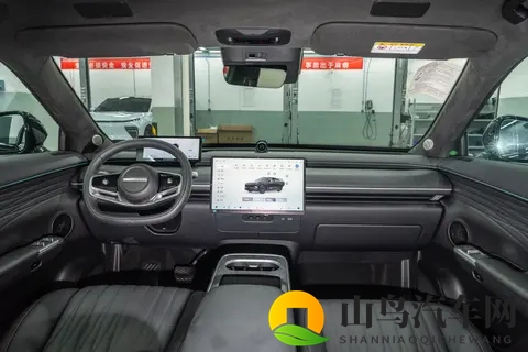 20 万级买车,这次真不用 “委屈将就” 了!2025 款星途星纪元 ET-1