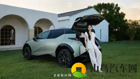 极氪X新车型即将发布！“西雅图绿”哑光车漆质感高级-1