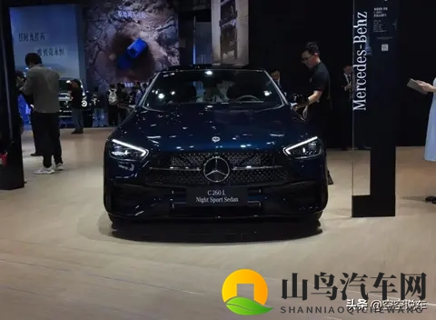 20万买C级豪华！车长近5米配9AT，月销破万可闭眼入!-3