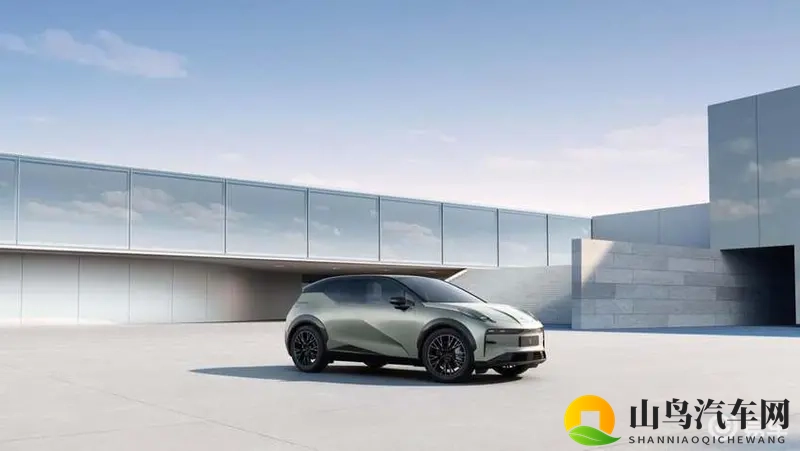 焕新极氪X：不惜血本打造新奢单品-1