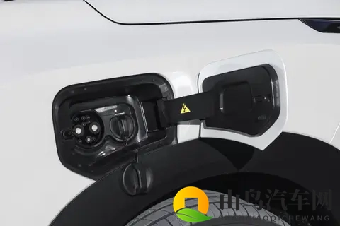 15万以内增程SUV，动力、油耗、舒适都有，关键是越开越省-3