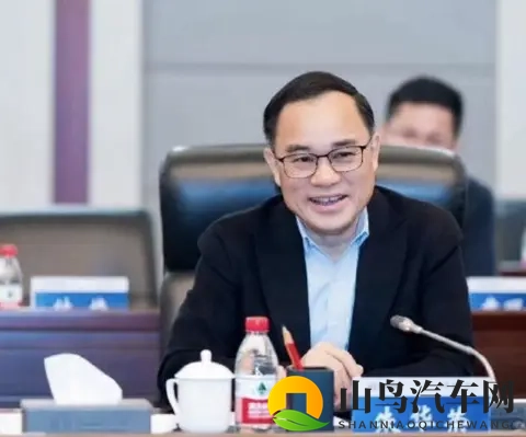 朱华荣卸任长安福特董事长 赵非接任-1