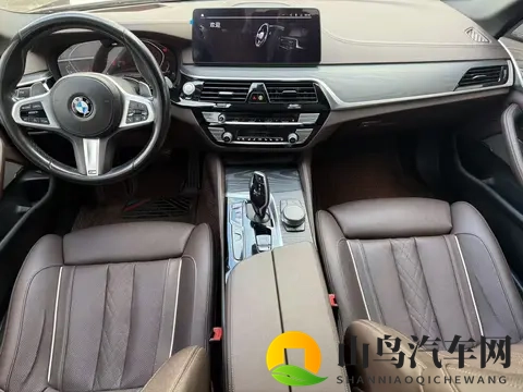 20年上牌的宝马5系，7万公里，25万多，这个价格香吗？-1