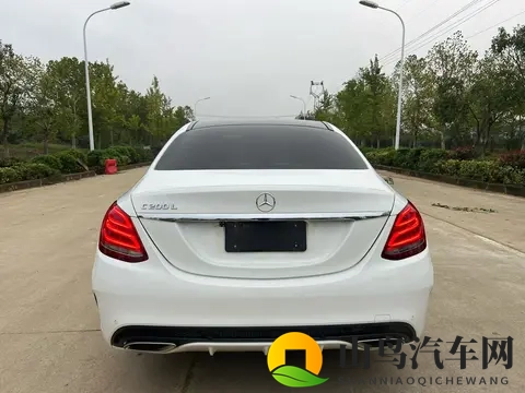 把手脚绑上拿刷子刷尿道孔的：用束缚手法清洁私密部位-1