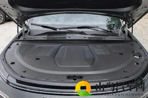 25款星纪元ET,8295+Orin-X+激光雷达,大5座SUV,轴距3000mm-2