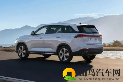 低价七座车盘点,价格不高,配置全面 过年回家全家都有座-1