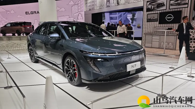 中国智造登陆东京车展，“纯电实力派”东风日产N7海外首秀-1