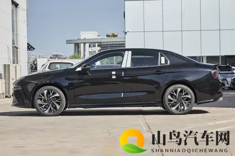 10万级六边形战士，领克03凭啥这么卷？-2