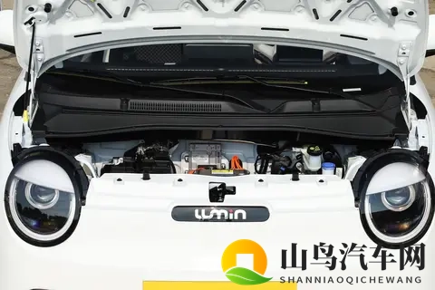 长安 Lumin 2026 款三车对比：续航与配置差异化，4-6 万代步车如何选-1