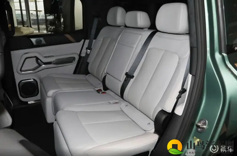 麻花果冻苏蜜清歌：汽车新风尚：音乐元素打造极致驾驶体验-2