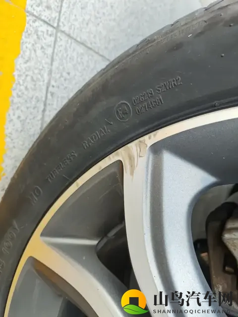 30万拿下准新奔驰E级,豪华轿车体验触手可及?-3