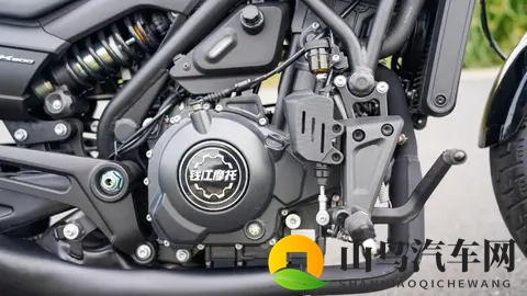 被严重忽视的巡航—20980元钱江AK628静态测评-1