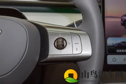 激光雷达+磁流变悬架，续航超600km，这15万级纯电车太懂咱了！-1