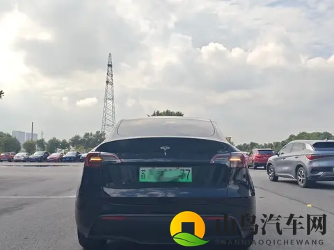 一手准新Model Y：75万公里，166万体验科技出行？-2