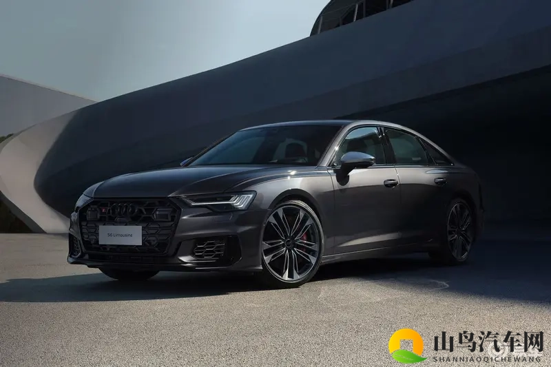 85.88万，新奥迪S6上市！性能炸裂零百加速4.7s-1