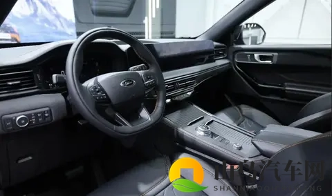 美系硬派SUV悄悄进化，全地形配置遭热议，5米大家伙藏着什么秘密-1