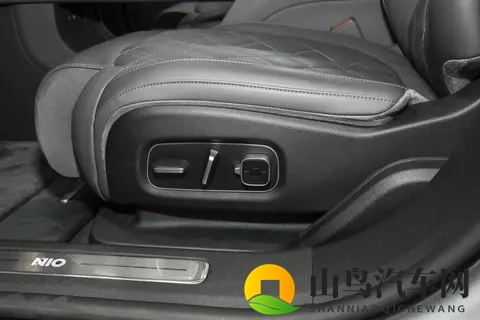 707马力+四驱,可变悬挂+魔毯,蔚来ET9适合谁?-2